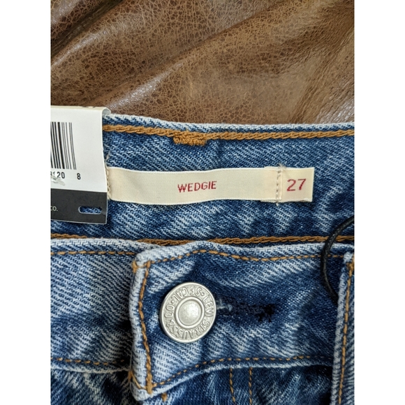 LEVI'S Wedgie Icon icon Jeans in Shut Up-27 - Picture 14 of 16